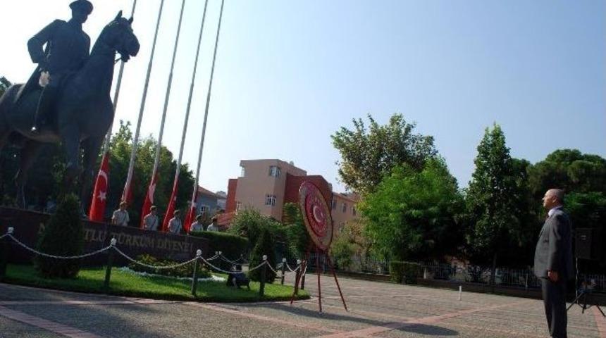 30 Ağustos Zafer Bayramı T&ouml;renlerle Kutlandı