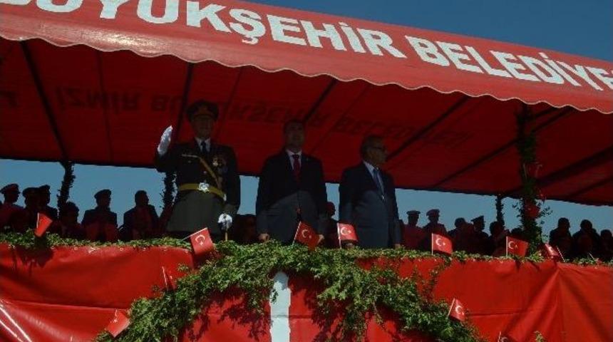 İzmir'de 30 Ağustos Zafer Bayramı Coşkusu