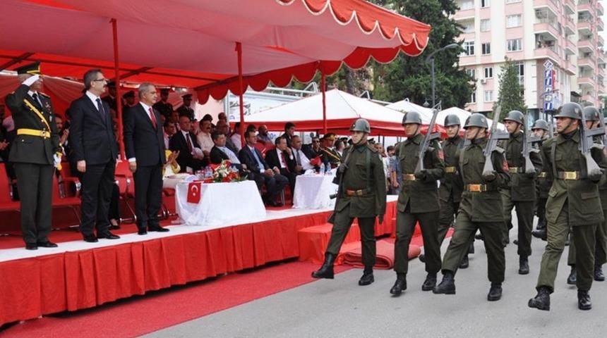 Osmaniye'de Zafer Bayramı Törenlerle Kutlandı