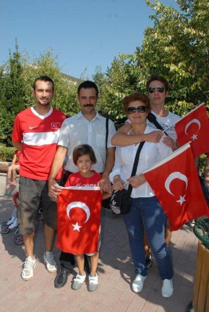 Burdur’da Zafer Bayramı Coşkusu G1