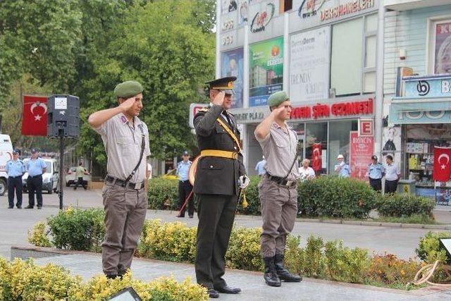 30 Ağustos Zafer Bayramı Hendek’te Coşkuyla Kutlandı