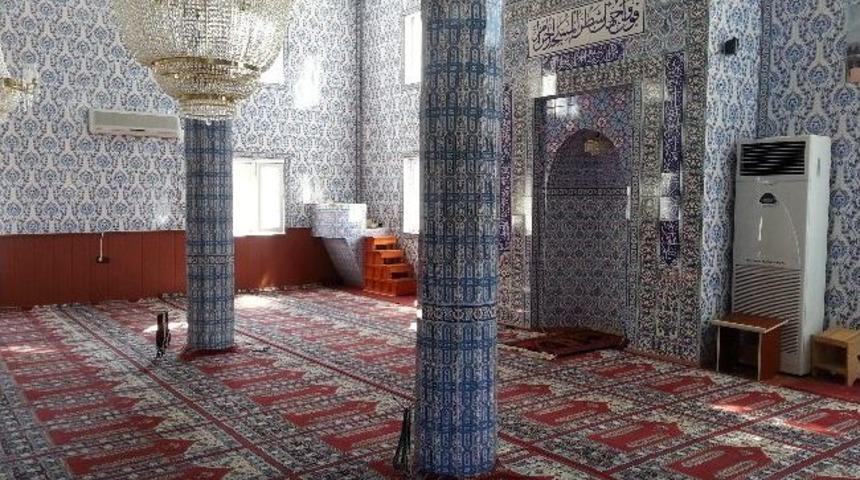 Sincik&rsquo;te K&ouml;y Camii&rsquo;ne K&uuml;tahya &Ccedil;inisi Yapıldı