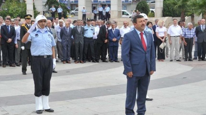 Darıca B&uuml;y&uuml;k Zafer'i Kutladı