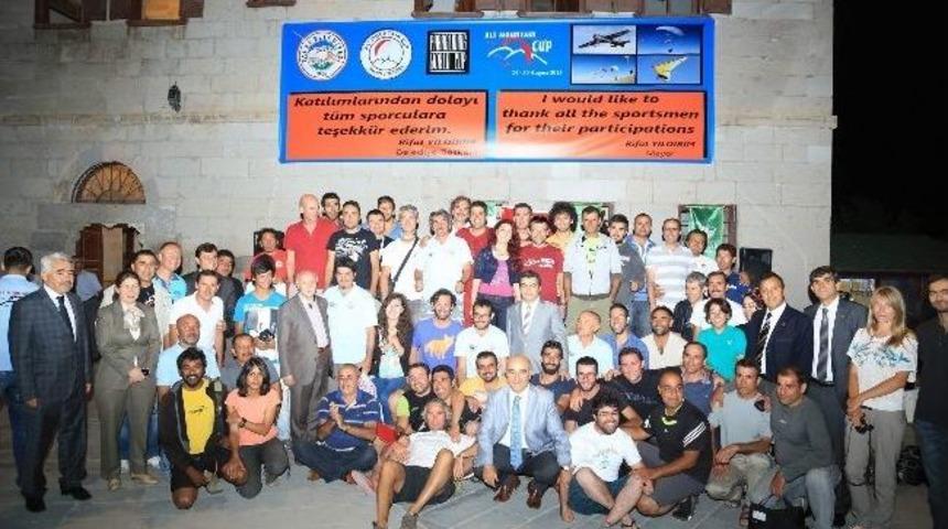 Yama&ccedil; Paraş&uuml;t&uuml;nde Mutlu Son