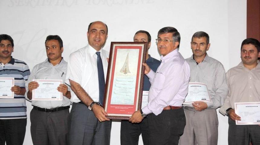 Aksaray&rsquo;da Osmanlı T&uuml;rk&ccedil;esi &Ouml;ğrenen 134 Kişiye Sertifika Verildi