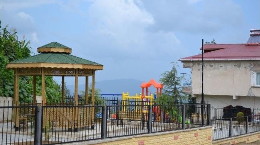 Kabad&uuml;z&rsquo;e Yeni &Ccedil;ocuk Oyun Parkı