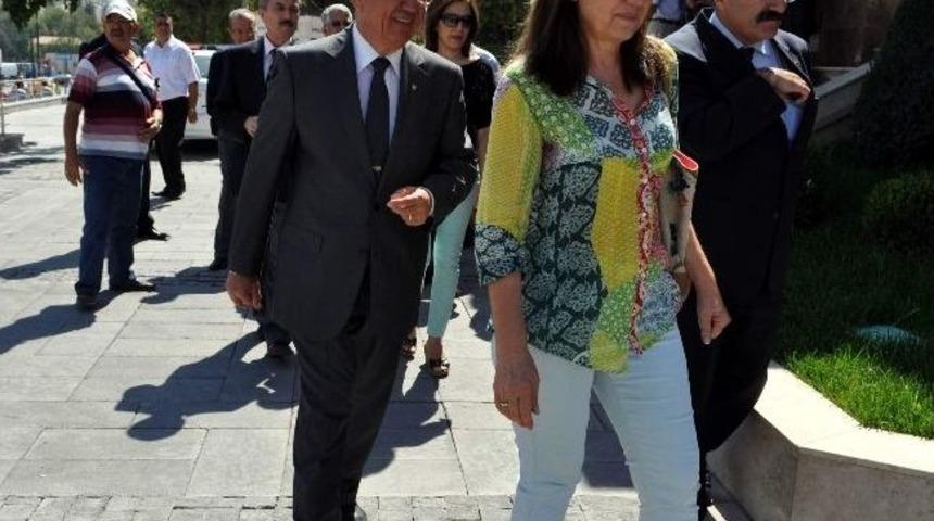 Vali Yardımcısı Mevl&uuml;t Kurban Veda Etti