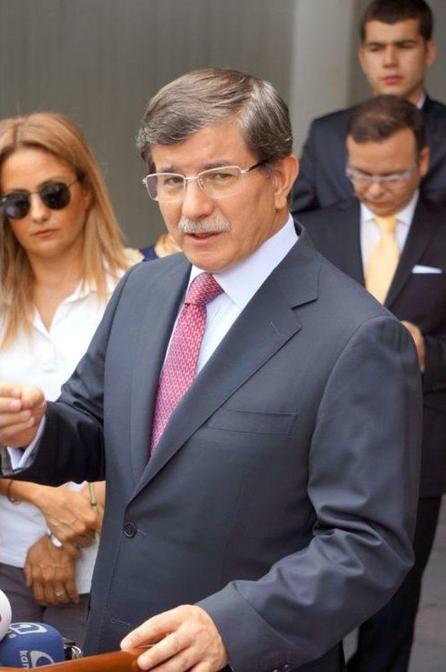 Davutoğlu: Suriye'de Kimyasal Saldırıyı Rejimin Gerçekleştirdiğinden Şüphe Yok