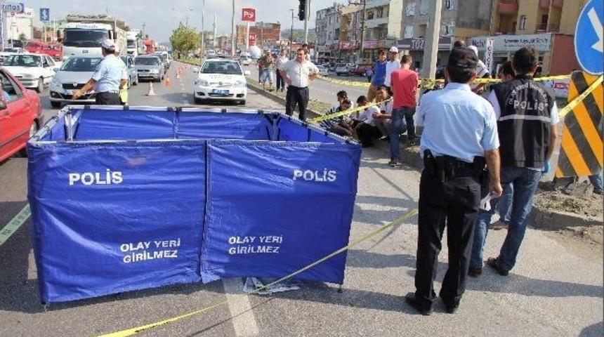 Tır'ın &Ccedil;arptığı Yaşlı Adam &Ouml;ld&uuml;