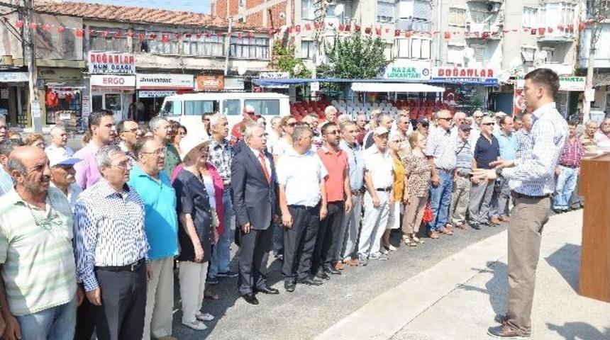 Chp Akhisar İl&ccedil;e Teşkilatından Zafer Bayramı Protestosu