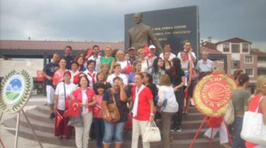 CHP 30 Ağustos Zafer Bayramını coşkuyla kutladı