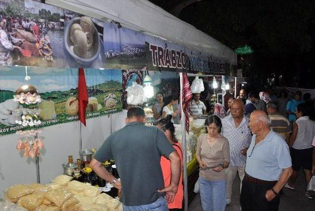 İzmir Fuarı'nda Karadeniz Rüzgarı