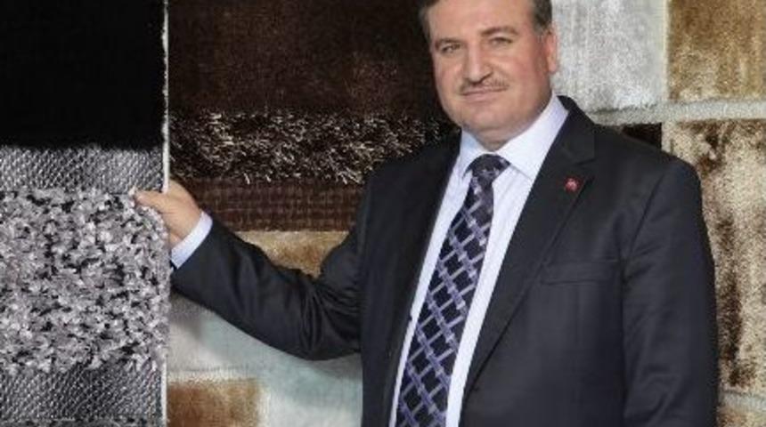 4. Halı Desen Tasarım Yarışmasına Katılan Eserler G&ouml;z Kamaştırdı