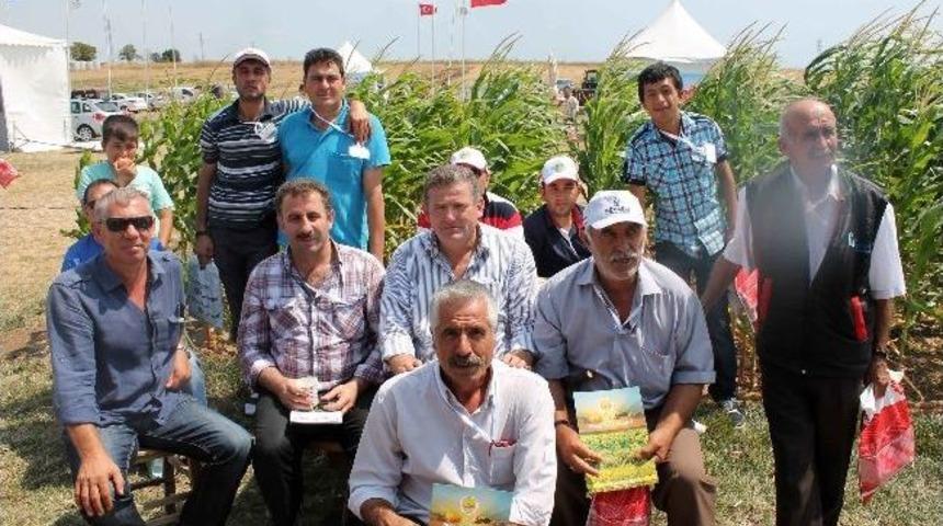 &Ccedil;ift&ccedil;iler, Tarım Ve Hayvancılık Fuarı'nı Gezdi