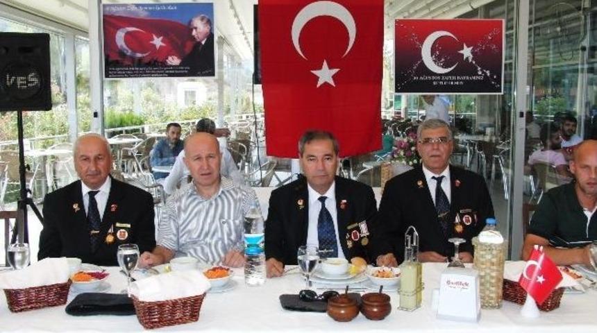 Bosnalı Gaziler Gemlik&rsquo;te
