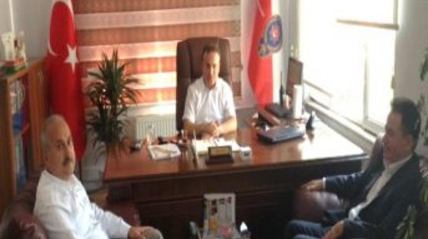 Akyazı SAGİAD'tan Yeni Emniyet M&uuml;d&uuml;r&uuml;ne Ziyaret