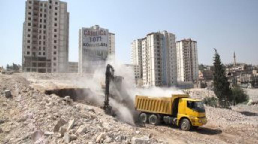 &Ccedil;amlıca 1071&rsquo;de 2 Ve 3&rsquo;&uuml;nc&uuml; Etap Temel Kazı &Ccedil;alışmaları Başladı