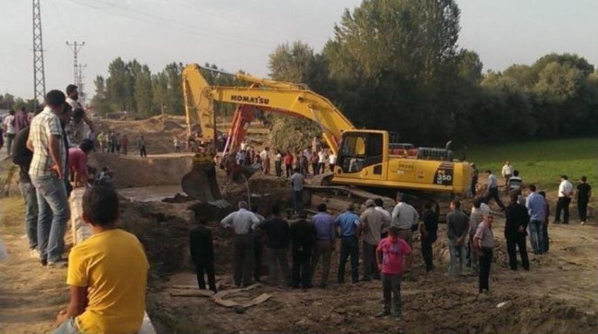 Kanala D&uuml;şen &Ccedil;ocuk Boğuldu