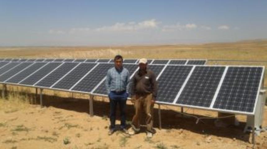 Elektriklerini G&uuml;neşten &Uuml;retiyorlar