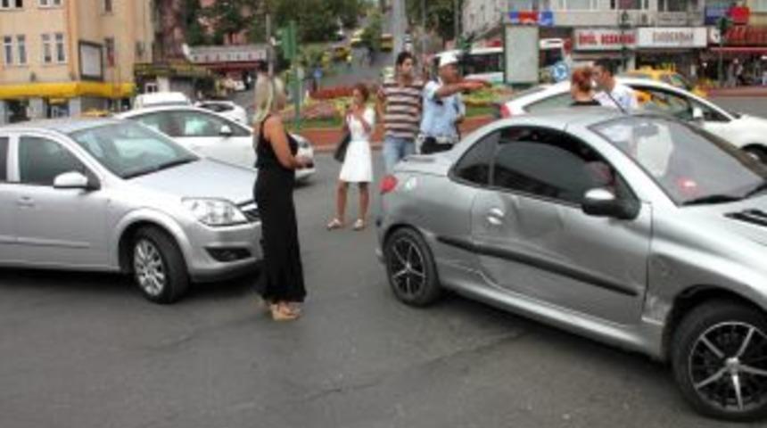 Trafik Kazasına Kadınların Tartışması Damga Vurdu