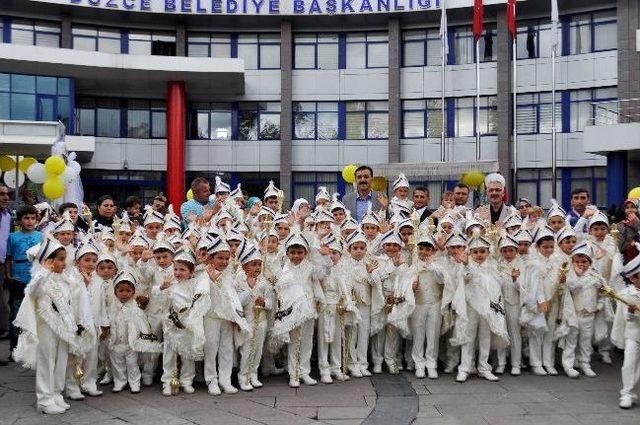 Düzce Belediyesi Tarafından 77 Çocuk Erkekliğe İlk Adamı Attı