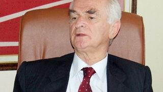 Önder Sav koltuğunu Batum'a devretti