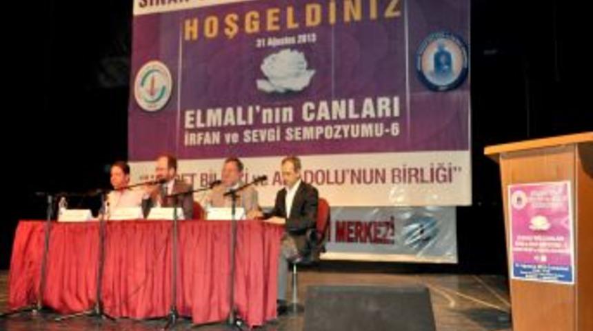 Elmalı'da Vahdet Bilinci Sempozyumu D&uuml;zenlendi