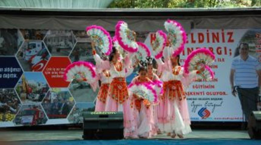 Sındırgı&rsquo;da Yağcıbedir Halı, K&uuml;lt&uuml;r Ve Sanat G&uuml;nleri Başladı