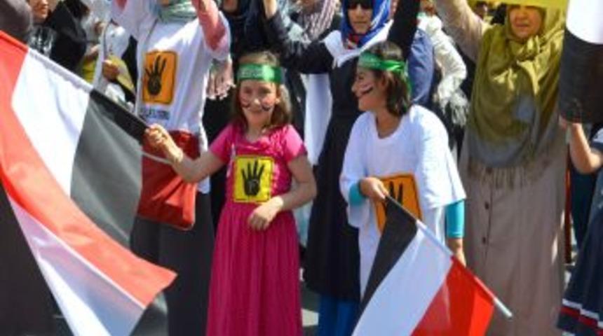 Niğde&rsquo;de Mısır'a Destek Mitingi D&uuml;zenlendi