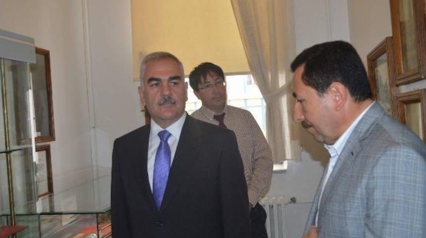 Nah&ccedil;ıvan &Ouml;zerk Cumhuriyeti Ali Meclis Başkanı Vasif Talıbov Afyonkarahisar&rsquo;da