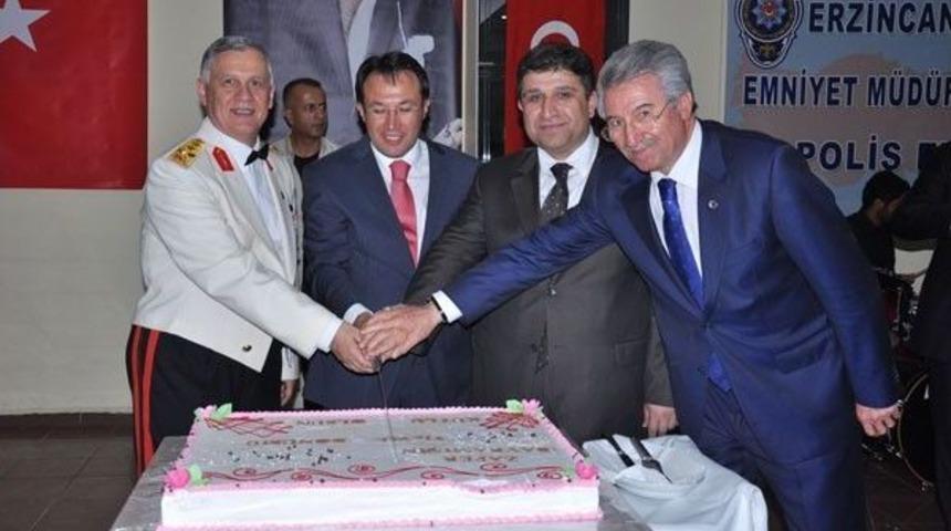 Erzincan’da Zafer Bayramı Resepsiyonu