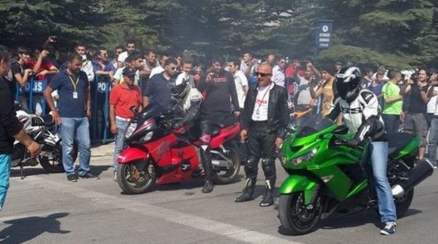 Motosiklet Drag Yarışları Nefes Kesti