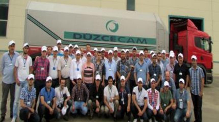 İneg&ouml;ll&uuml; Mobilyacılar D&uuml;zce Cam Fabrikası'nı Gezdi