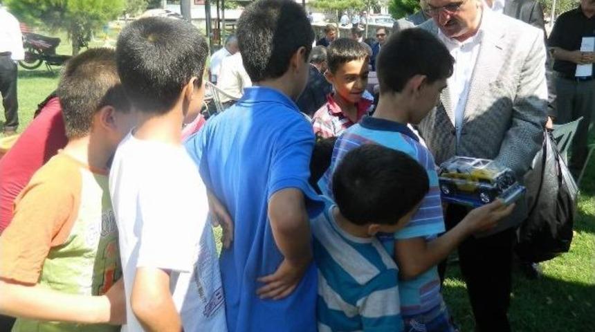 Vali M&uuml;nir Karaloğlu G&uuml;rsu'da Vatandaşlarla Bir Araya Geldi