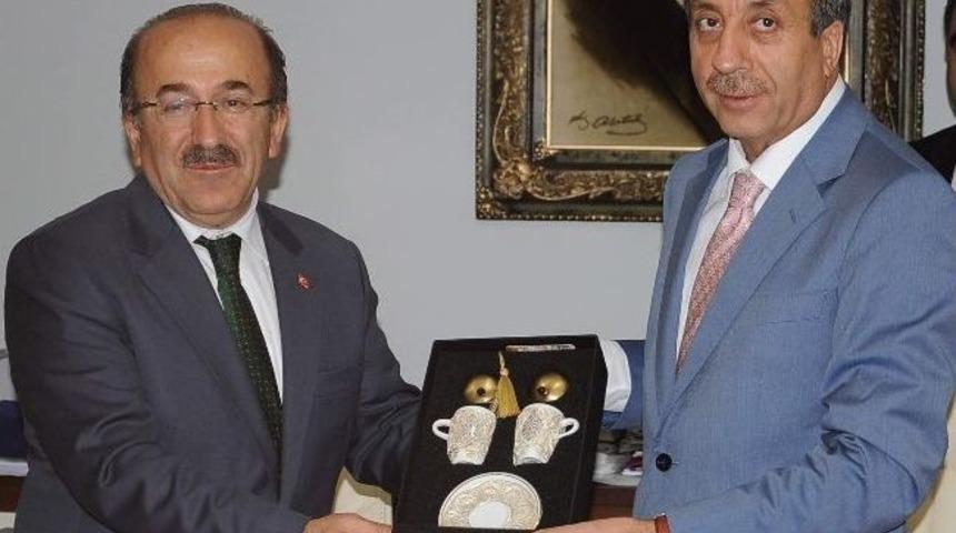 Gıda, Tarım Ve Hayvancılık Bakanı Eker Trabzon&rsquo;da