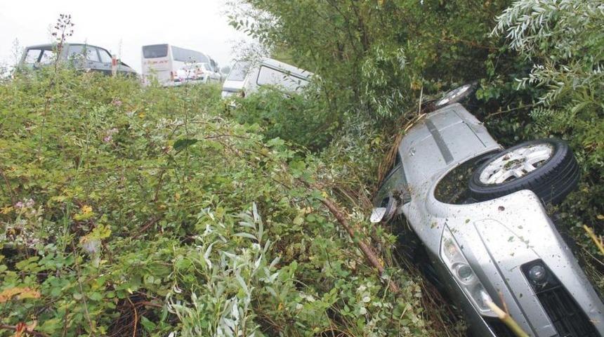 &Ccedil;arşamba'da Trafik Kazası: 5 Yaralı