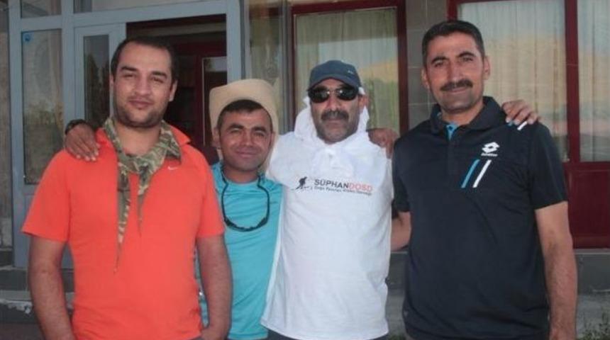 1. S&uuml;phan Dağı Barış Tırmanışı