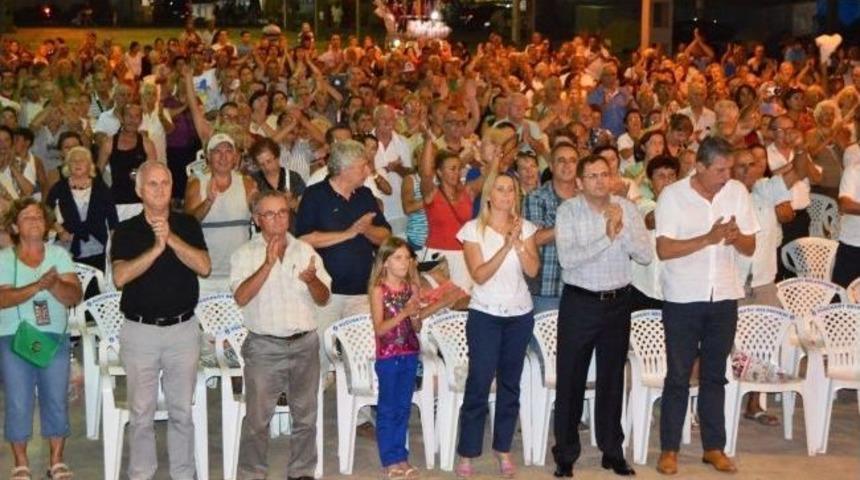 K&uuml;&ccedil;&uuml;kk&ouml;y Belediyesi&rsquo;nden Bayram Konseri