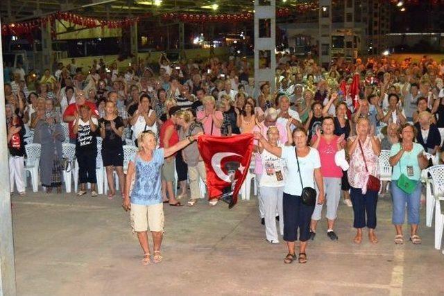 K&uuml;&ccedil;&uuml;kk&ouml;y Belediyesi&rsquo;nden Bayram Konseri 1