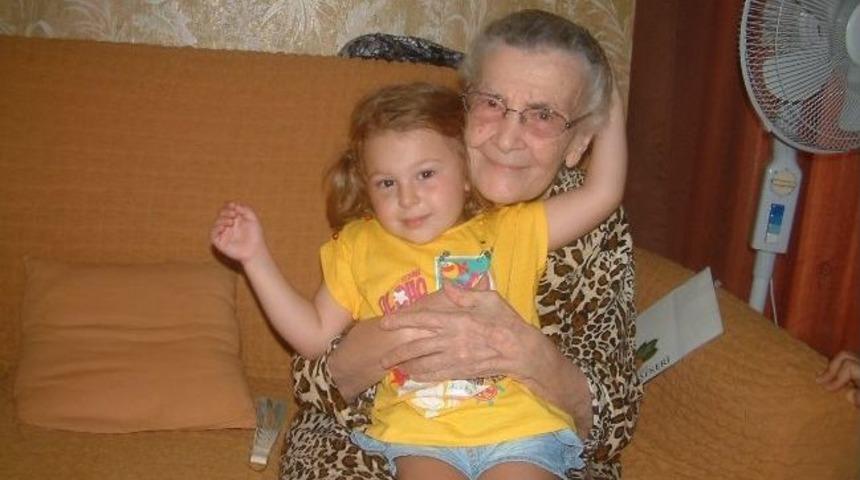 Torununun Torunuyla Hasret Giderdi