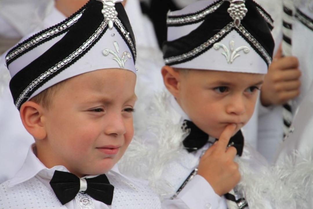 Beşiktaş Taraftarları 40 &Ccedil;ocuğu S&uuml;nnet Ettirdi