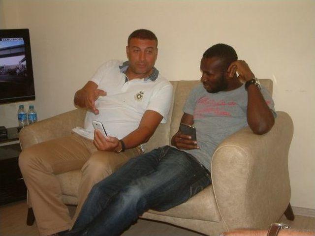 Fethiyespor, Kamerunlu Toindouba İle Anlaştı 1