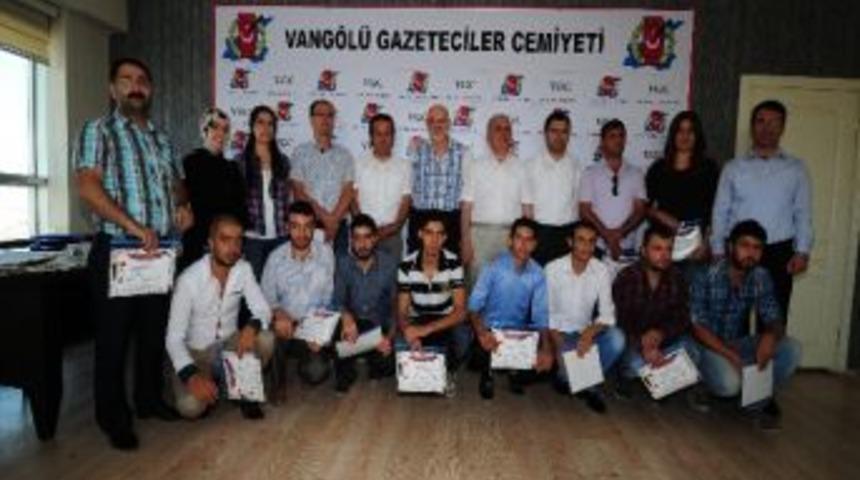 Van&rsquo;da Gazetecilere Mizanpaj Eğitimi
