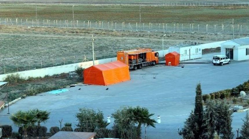 Ak&ccedil;akale Sınır Kapısı'nda 'kimyasal' &Ouml;nlemi