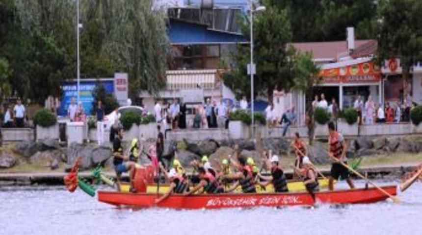 Dragon Yarışları Nefes Kesti