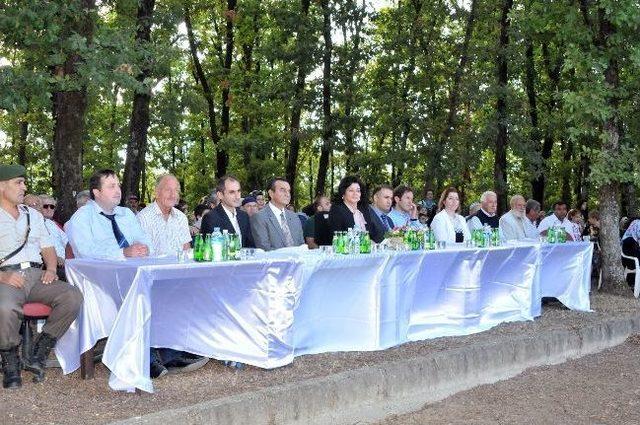 Akk&ouml;y Şehitleri Rahmetle Anıldı 2