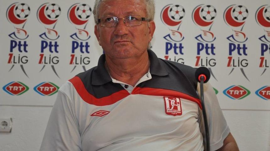 Balıkesirspor Teknik Direkt&ouml;r&uuml; Ertekin: Kazandığımız I&ccedil;in &Ccedil;ok Mutluyum