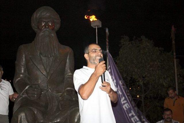 Tunceli&rsquo;de Meşaleli 1 Eyl&uuml;l D&uuml;nya Barış G&uuml;n&uuml; Y&uuml;r&uuml;y&uuml;ş&uuml; 1