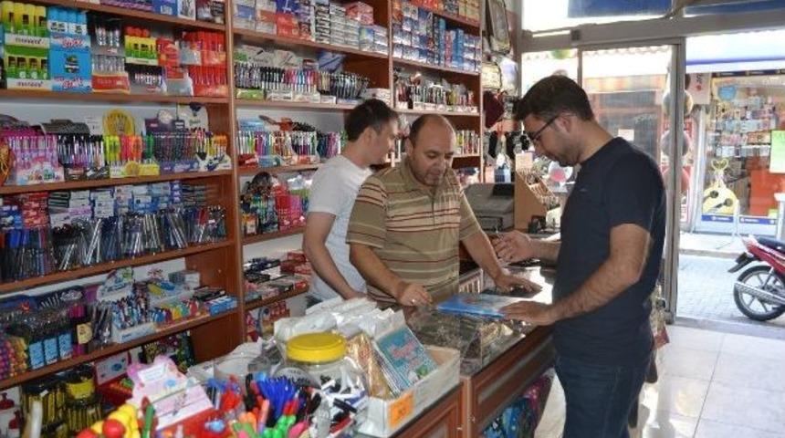 Kulalı Kırtasiyeciler Heyecanlı Ve Dertli