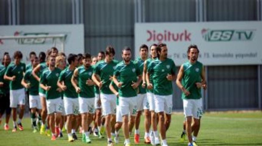 Bursaspor G&uuml;n&uuml; Dinlenerek Ge&ccedil;irecek